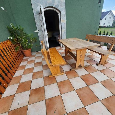 Pension Knafel Zirovnica ภายนอก รูปภาพ