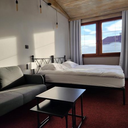 Pension Knafel Zirovnica ภายนอก รูปภาพ