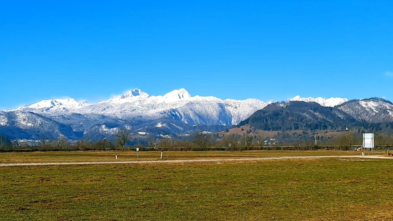 Pension Knafel Zirovnica ภายนอก รูปภาพ